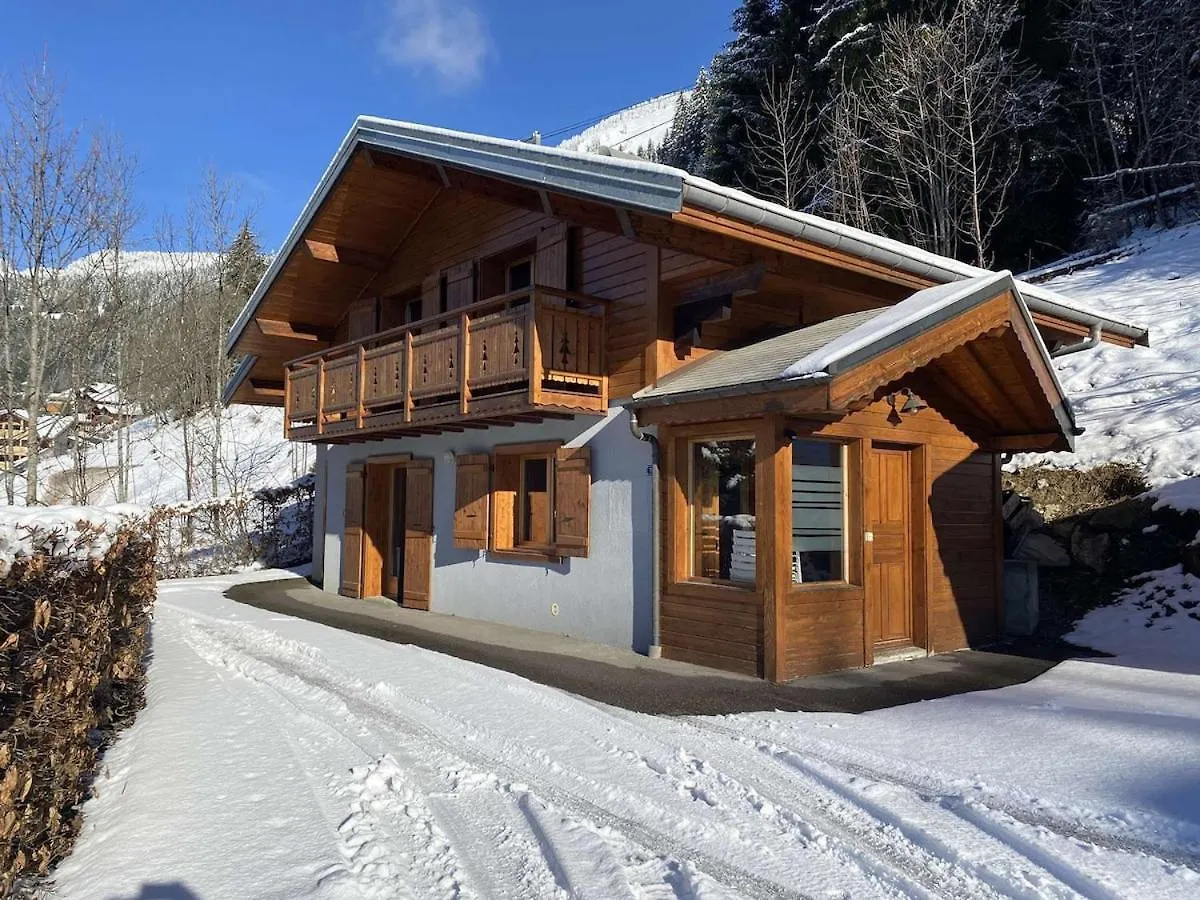 Chalet Le Castor : Dans Le Centre De Châtel